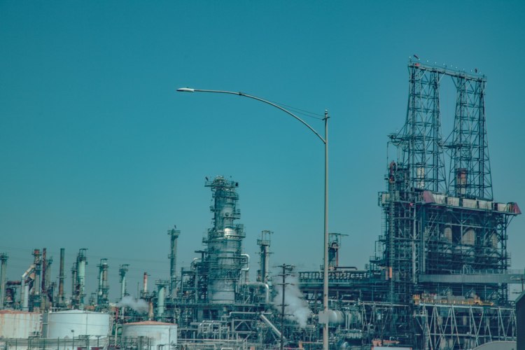 Infraestructura petrolera; contexto que puede exigir requisitos especiales.